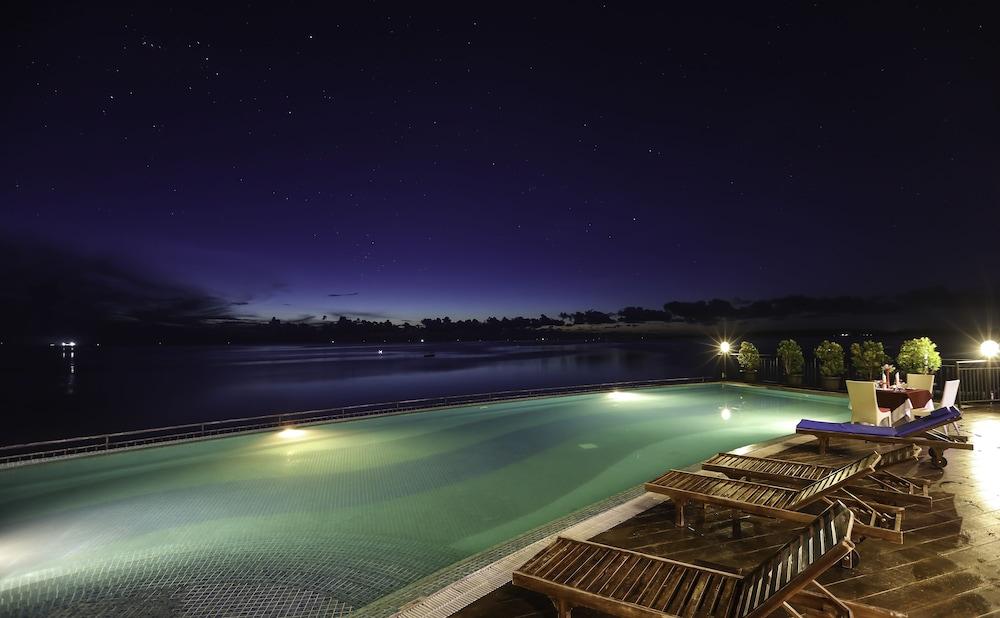 บีดับเบิ้ลยู สวีท เบลิตุง Hotel ตันจุงปันดัน ภายนอก รูปภาพ
